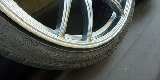 19インチアルミホイール 8.5J 注文 OFF+38 225/40R19 4本 