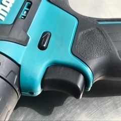 K544◇マキタ◇充電式震動ドライバドリル◇HP333D◇10.8V◇充電器・バッテリー2個付