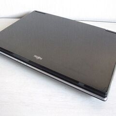 高速SSD240GB搭載+HDD750GB 大画面18.4型フルHD Core i7 8GB 富士通