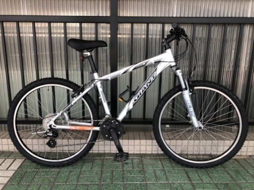 マウンテンバイクGIANT Rock3 前後タイヤ新品です✨