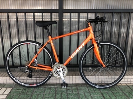 [取引中]クロスバイク GIANT escape R3 前後タイヤ新品です✨