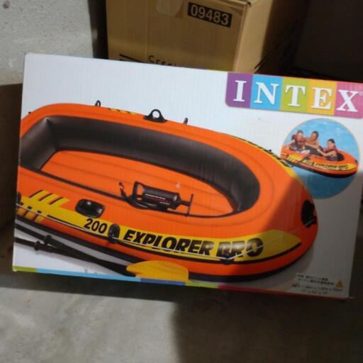 釣り　レジャーに　ゴムボート