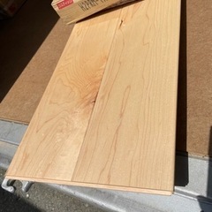 新品フローリング メイプルクリア 7束