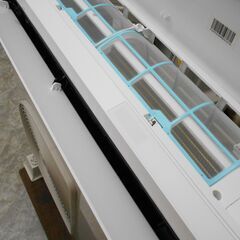 TOSHIBA　冷暖エアコン　2.2kw　6～8畳用　2019年製　RAS-F221APT