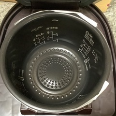 【リサイクルサービス八光】2020年製　日立　5.5合炊き炊飯器　ふっくら御前　RZ-TS103M-R