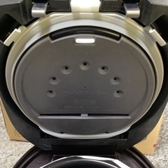 【リサイクルサービス八光】2020年製　日立　5.5合炊き炊飯器　ふっくら御前　RZ-TS103M-R