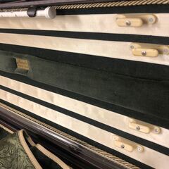 ムサフィア 湿度計付き バイオリンケース イタリア製 4/4