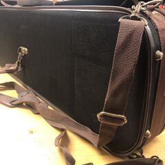 ムサフィア 湿度計付き バイオリンケース イタリア製 4/4