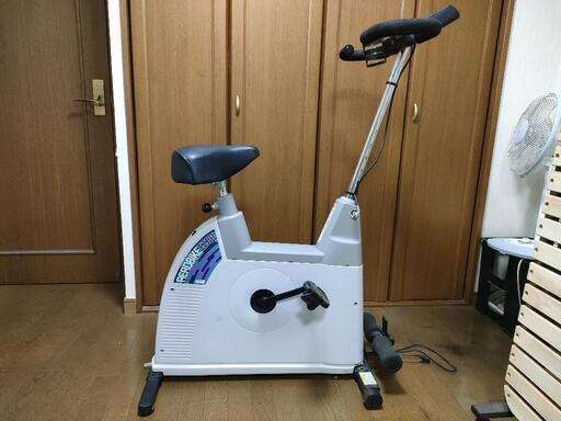 COMBI AEROBIKE コンビ エアロバイク EZ101 フィットネス エクササイズ