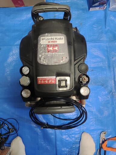 高圧 エアコンプレッサー 100V 日立工機 HITACHI KOKI EC1433H