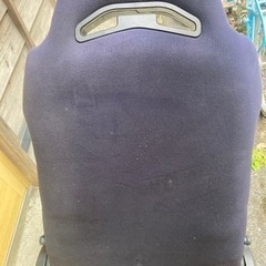 ブリッド　セミバケットシート