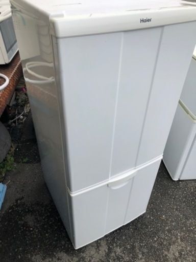 配送可能　ハイアール Haier JR-NF140C-W [冷蔵庫 （138L・右開き） ホワイト]