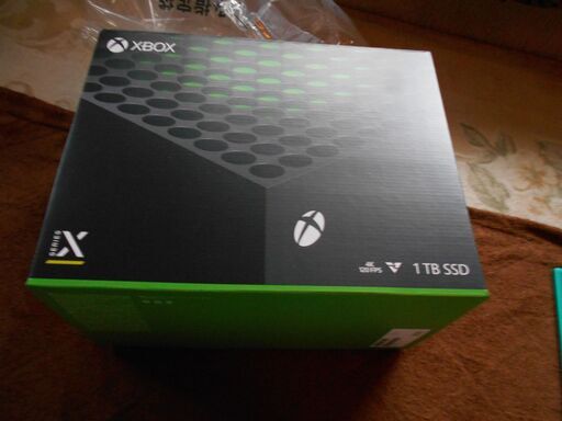 中古美品　Xbox Series Ｘ本体等一式