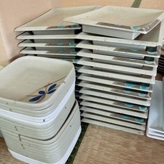 食器　コップ類（中古品）