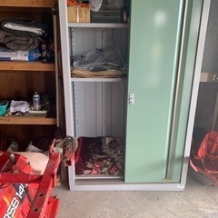 INABA  物置き　　【受け渡し決まりました】