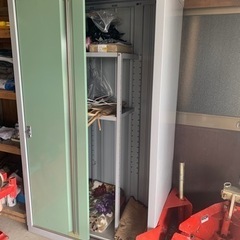 INABA  物置き　　【受け渡し決まりました】