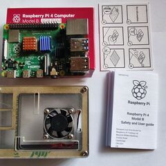 Raspberry Pi 4 Model B 8GB　専用ケース付き