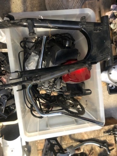 Z400FX レストア途中のベース