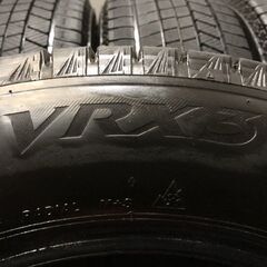 BS BLIZZAK VRX3 225/55R17 17インチ スタッドレス 4本 21年製 バリ溝 /5シリーズ audi/A4アバント等　(VTN793) クレジットカード QRコード決済可能 BS BLIZZAK VRX3 225/55R17 17インチ スタッドレス 4本 21年製 バリ溝 BMW/