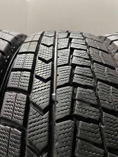 フィット　スタッドレスタイヤ　2022年製造タイヤ　バリ溝　175／70R14 2022年製 バリ溝 VRX3付 美品】プジョー 2008 純正サイズ