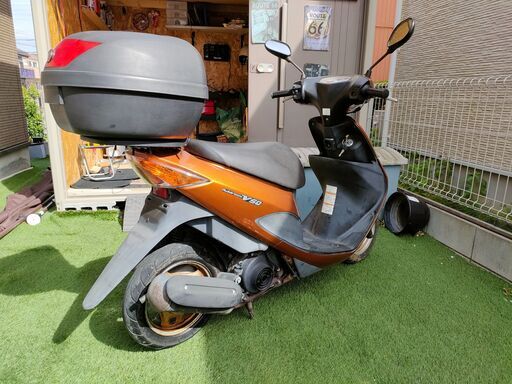 スズキ「アドレスV50」【イマなら買える！50cc原付バイク図鑑】 - web