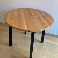 ダイニングテーブル2-3人掛け