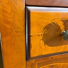 アンティーク　イタリア製　小ぶりのチェスト　