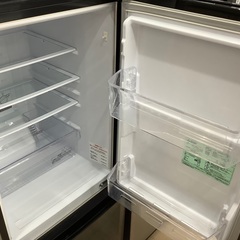 MITSUBISHI 2ドア冷蔵庫。
