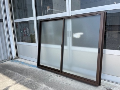 YKKAP社　引違い窓　単板単体サッシ