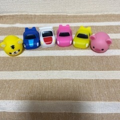 おもちゃ　（車、ブタ、トラ）