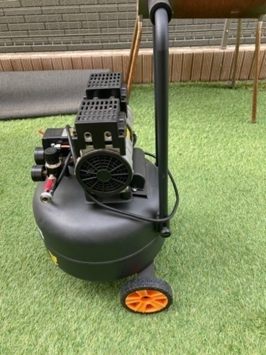 アストロプロダクツ　エアコンプレッサー 30L