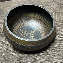シンキングボウル・リン