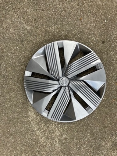 日産ノートE13純正鉄ホイールとホイルカバーの4本セット | mgb