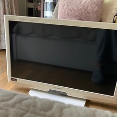シャープ32型液晶テレビ