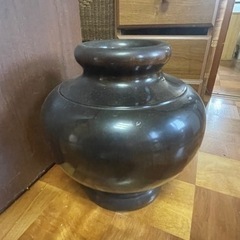 壺 ツボ 黒檀