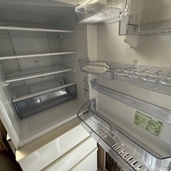 使用短期間 美品4ドア冷蔵庫