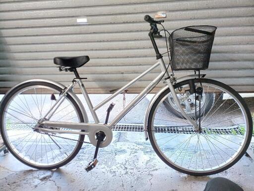 自転車中古　ABELIA　ライトLED　鍵新品　タイヤ26インチ　カラーシルバー
