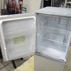 シャープ 冷蔵冷凍庫 137L SJ-D14C-S 2017年製 Amazon.co.jp: シャープ 冷蔵庫 つけかえどっちもドアタイプ