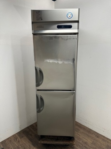 フクシマ　業務用　縦型　2面冷凍庫　３９１L　厨房　飲食店　２０１８年製　URN-062FM6