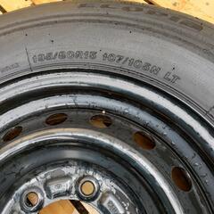 ハイエース200系純正ホイール&タイヤ（キャップ付き）