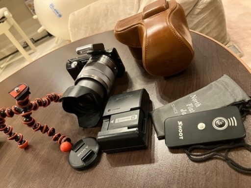 （値下中）SONY ミラーレス 一眼カメラ α NEX-5 ズームレンズキット他付！