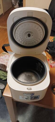 2019年　アイリスオーヤマ マイコン炊飯ジャー（5.5合炊き）