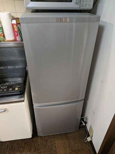 三菱冷蔵庫 - シルバー、146L容量