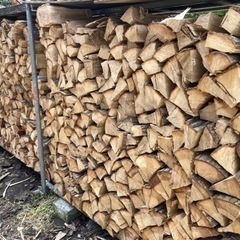 薪売ります❗️軽トラ1台13000円✨