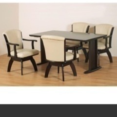 ダイニングテーブルセット（椅子4脚）クリーム色【値下げ交渉可】