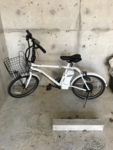 電動アシスト付き自転車(白)