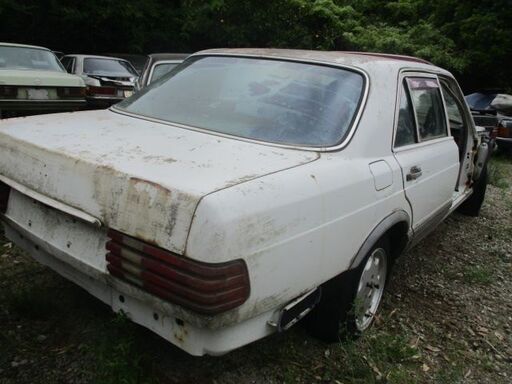 メルセデス―ベンツ126-SEL-左フロントドアー販売 Mercedes-Benz（メルセデス・ベンツ） ベンツ W126 C126 560SEC S