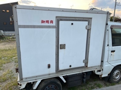 冷凍車の箱のみ