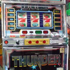 【パチスロ実機】メーシー★サンダーV【コイン不要機付】４号機・レア・希少台