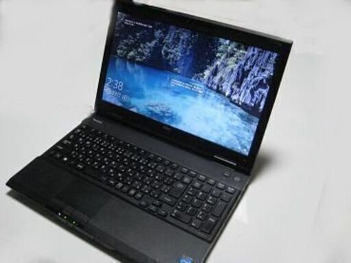 N-02   NEC  ７秒高速起動　 サクサク動き快適に使えます。保証３０日付いて格安販売。